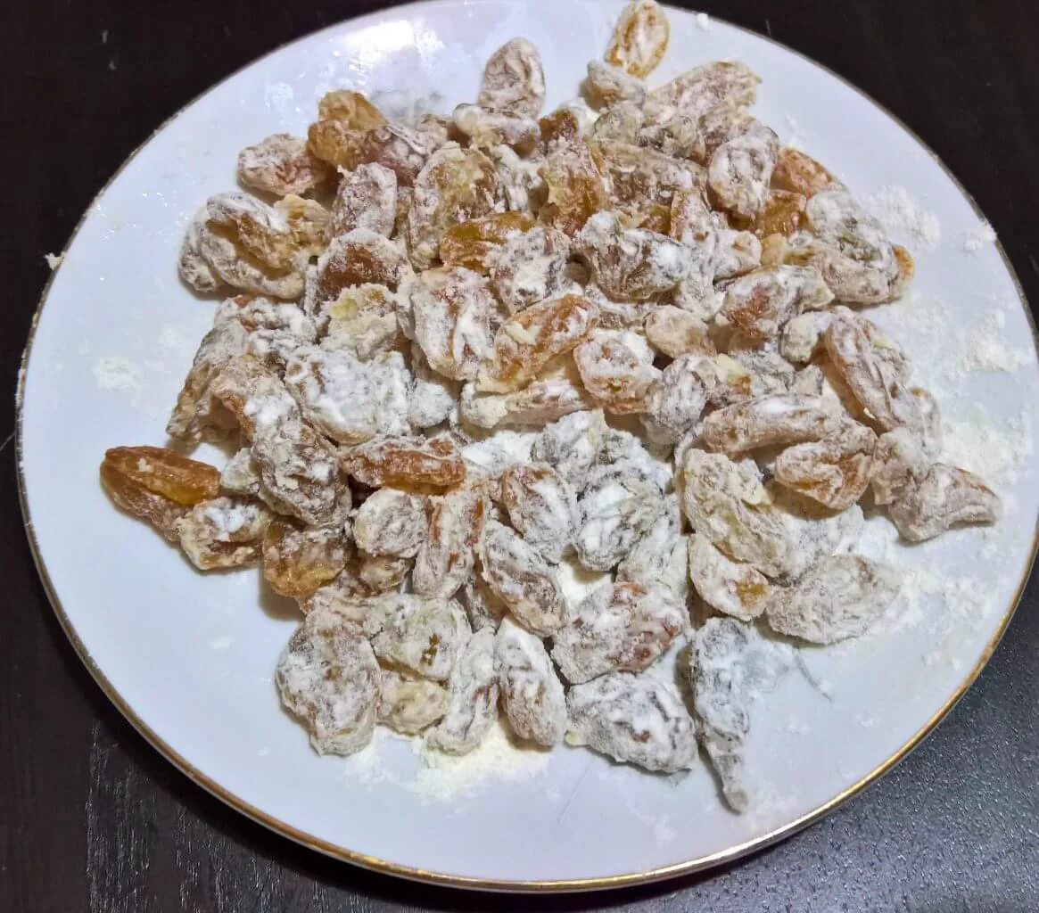 Ciambella uvetta e gocce di cioccolata